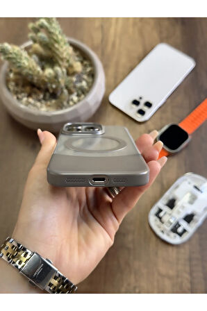iPhone 16 Pro Magsafe Uyumlu Mika Sararmaz Kılıf SooCase720