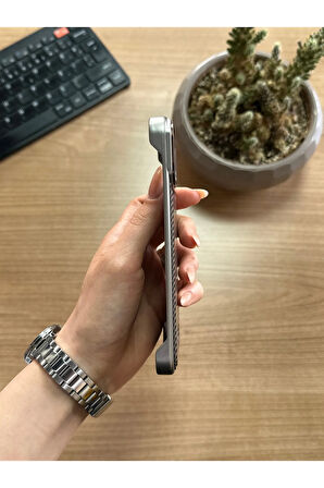 iPhone 11 Standlı karbon Kılıf Soocase624