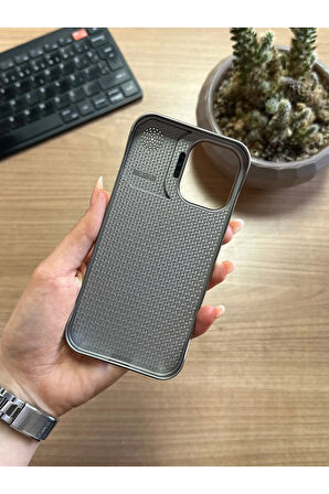 iPhone 16 Pro Standlı karbon Kılıf Soocase624