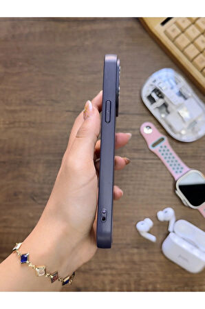 İPhone 16 Pro Max Uyumlu Premium Deri Dokulu Darbelere Karşı Dayanıklı Nazal Silikon Kılıf