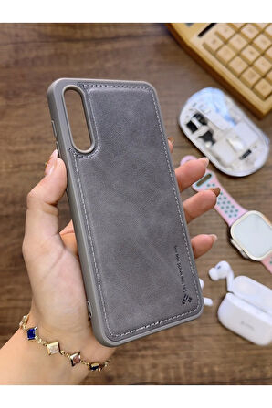 Samsung Galaxy A50 Uyumlu Premium Deri Dokulu Darbelere Karşı Dayanıklı Nazal Silikon Kılıf