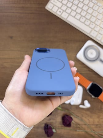 iPhone 16E Uyumlu Premium Lansman Anismanyonlu Kılıf Magsafe Uyumlu Premium Silikon Kılıf