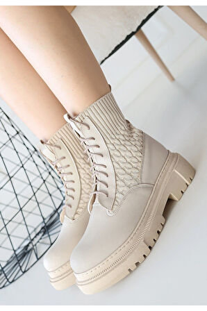 Utag Siyah Cilt Bağcıklı Bot