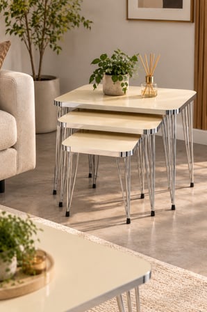 SuloraHome Gümüş Tel Ayaklı 4'lü Sehpa Seti Krem