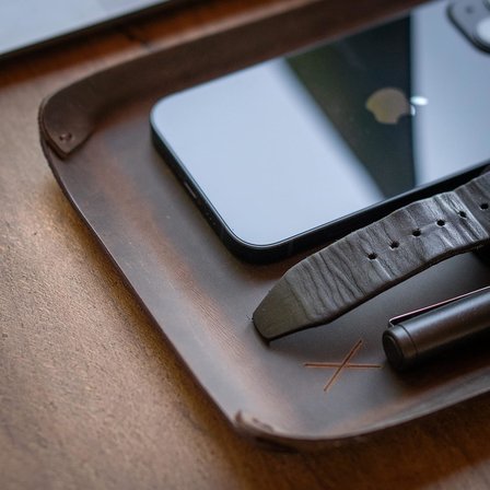 Masaüstü Organizer, Toplayıcı, Hakiki Deri Vale Tepsisi, Telefon pedi, Deri Sümen, Deri Pad, Deri Kase, Zarf ve Mektup Tepsisi, vallet tray, catch it all tray, leather (Kestane - Koyu Kahverengi)
