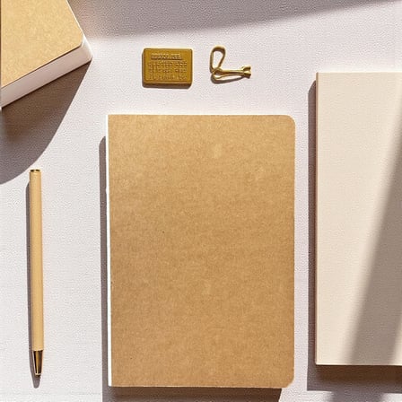 Özel Tasarım Kraft Kapaklı A5 Çizgisiz Not Defter - 180 Derece Açılabilir, Sırtı Dikişli,%100 El İşçiliği, Ofis İçin İdeal, Planlayıcı (Enzo Sayfa)