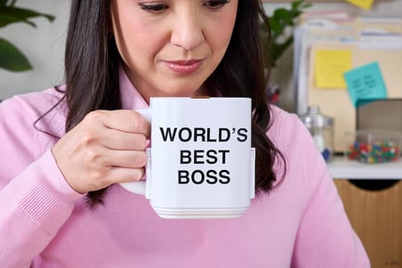 ve The Office mini oyun seti, 6 karakter figürü ve 9 aksesuar, koleksiyona uygun Partnership oyuncağı, kupa bardak şeklinde, JCC19