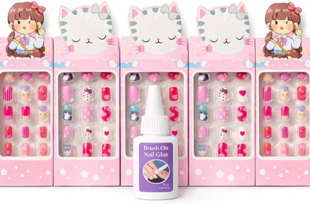 5’li Çocuk Takma Tırnak Seti, Renkli ve Desenli Kız Çocuk Takma Tırnakları, Sevimli Tasarımlı Nail Art Seti, Çocuklar İçin Eğlenceli Tırnak Aksesuarı