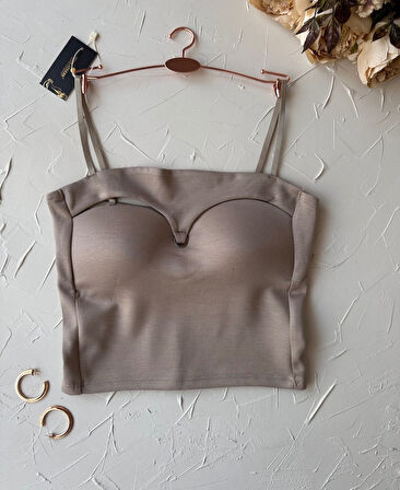 Chole İthal Pamuklu Göğsü Cut-Out Halka Kaplı Detaylı İnce Askılı Ultra Rahat Büstiyer