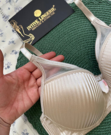 Evelyn Parlak Saten Çizgi Detaylı C cup Balenli Desteksiz Önü Tül Detaylı Şık Sütyen