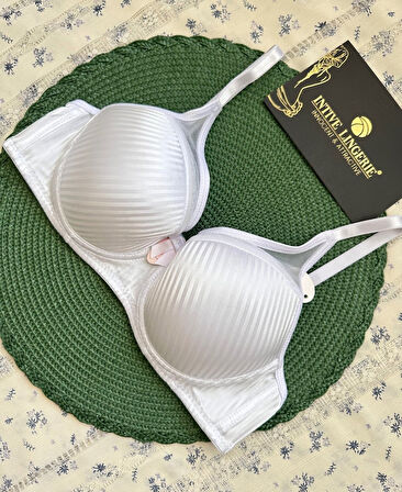 Evelyn Parlak Saten Çizgi Detaylı C cup Balenli Desteksiz Önü Tül Detaylı Şık Sütyen