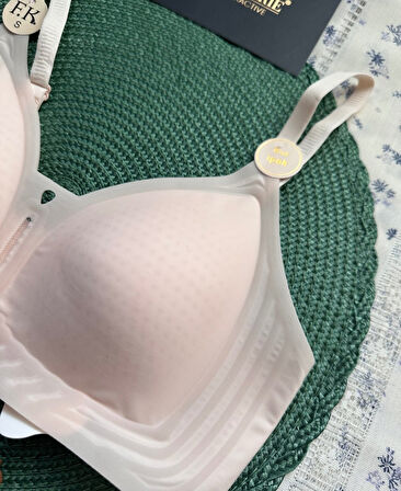 Raye İthal Buz İpek (İce-Silk) Ultra İnce Rahat Nefes Alır Dekolteli Görünmez Lazer Dikişsiz Sütyen