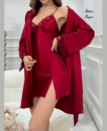 Intive Sugar Bordo Dantelli Saten Mini Etekli Yırtmaçlı Sabahlıklı Takım