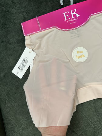 Amelia Premium Buz İpek Ultra Hafif-İnce İz Belli Etmez Dikişsiz İpek Hisli Orta Bel Boxer