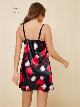 Intive Cutie Siyah Romantik Çiçek Desenli Derin Dekolte İnce Askılı Mini Gecelik