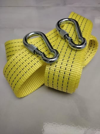 Çeki Halatı 3 Ton 3 M (ÇEKME HALATI) Kumaş 10 MM VİDALI METAL ÇENGELLİ Karabinalı, Turuncu KUMAŞ Çeki Halatı, 5 Cm genişlik 2mm, yüksek Dayanıklı, Çelik Uçlu Araba Çekme, oto çeki