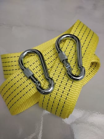 Çeki Halatı 3 Ton 3 M (ÇEKME HALATI) Kumaş 10 MM VİDALI METAL ÇENGELLİ Karabinalı, Turuncu KUMAŞ Çeki Halatı, 5 Cm genişlik 2mm, yüksek Dayanıklı, Çelik Uçlu Araba Çekme, oto çeki