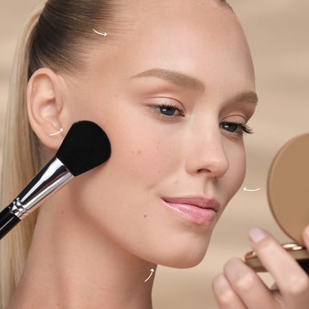 Anastasia Beverly Hills Smooth Blur Bronzer - Krem Bronzlaştırıcı Beach Bum Bronze