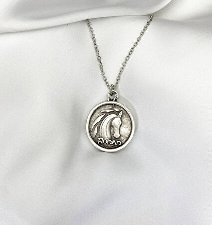 Yüzüklerin Efendisi Rohan Amblem Çift Taraflı Yazılı Madalyon Kolye