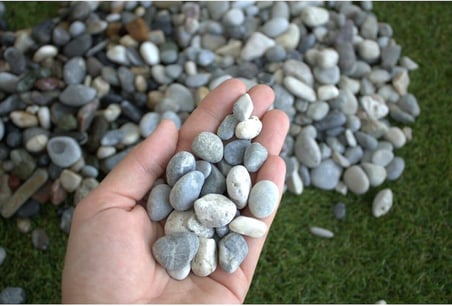 Garden Moda Dere Çakıl Taşı 4 Kg 7-15 Mm Mıcır Dere Taşı Dolomit Taş Teraryum Akvaryum Taşı Peyzaj Süs Taşı