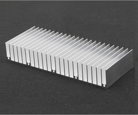 15cm x 6cm x 2.5cm Alüminyum Metal Soğutucu Blok Radyatör Amfi Led Entegre Transistor Vga Ram Memory DVM.101.514