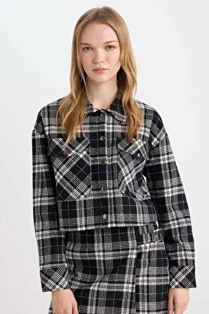 DeFacto Coool Oversize Geniş Kalıp Crop Cepli Kalın Flanel Uzun Kollu Ceket Gömlek D7914AX24AUBK27