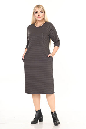 Çift Cepli Desenli Esnek Kışlık Büyük Beden Midi Elbise 27D-2732