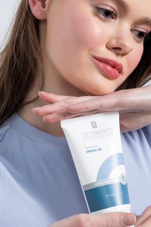 Mineaderm Lightening Cleanser Gel Temizleme Jeli 150 ml 