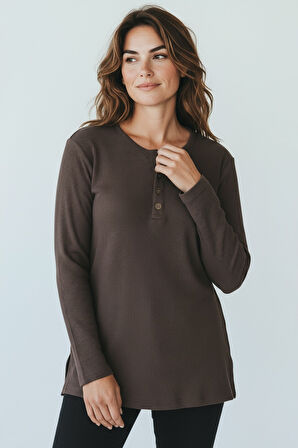 KADIN YAKA DÜME DETAYLI MEVSİMLİK BLUZ