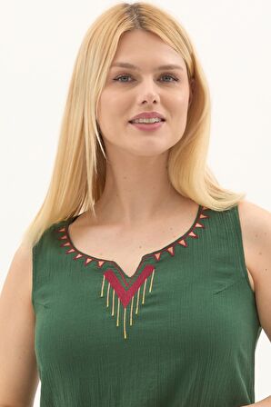 Şile Bezi Yeşil Kolsuz Nakışlı Otantik Yazlık Elbise