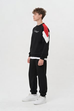 Erkek Çocuk / Genç Nakış Detaylı Renk Bloklu Oversize Sweatshirt ve Eşofman Altı Takımı