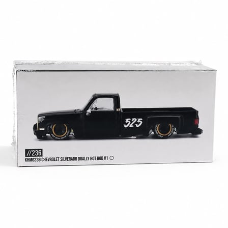 Model Araç x KaidoHouse 1/64 Chevrolet Silverado Dually Hot Rod V1