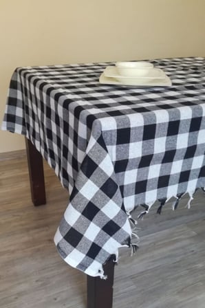Deniz Marketim 140 X 140 cm Siyah Yerli Masa Örtüsü Sofra Bezi Piknik Örtüsü