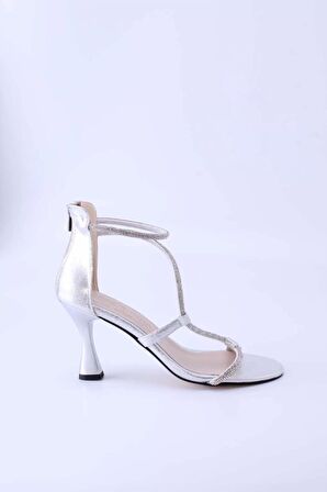 Kadın Klasik Topuklu Ayakkabı 4950