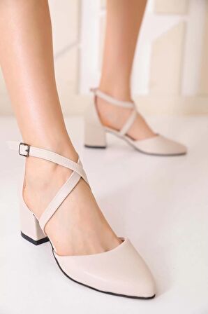 Kadın Klasik Topuklu Ayakkabı 2670