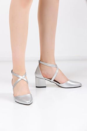 Kadın Klasik Topuklu Ayakkabı 2670