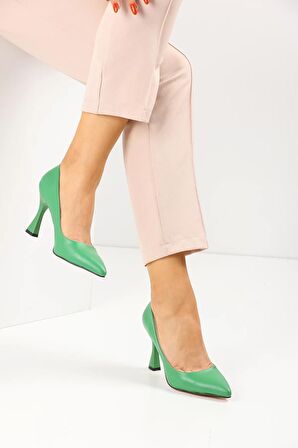 Kadın Klasik Topuklu Ayakkabı 2706