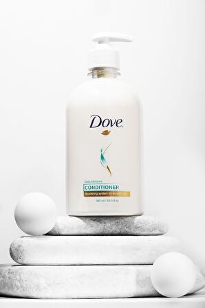 Dove Nemlendirici Şampuan 500 ml + Saç Kremi 500 ml + Vücut Losyonu 500 ml