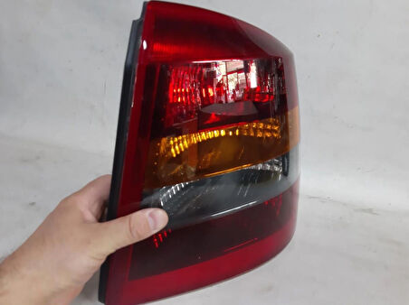 Orjinal Parça Orjinal Marka Opel Astra 2002-2006 Hatchback Stop Lambası SAĞ Seima magnetti marelli
