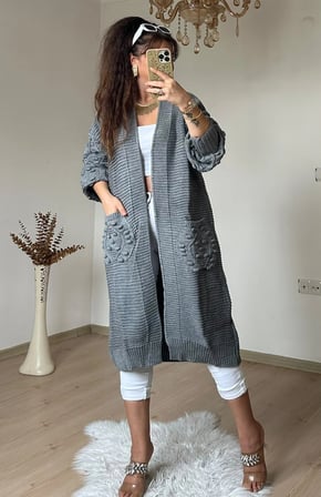 Kabartma Desenlı Uzun Triko Hırka Gri