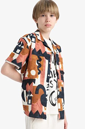 DeFacto Erkek Çocuk Oversize Geniş Kalıp Desenli Kısa Kollu Gömlek D9849A825SMER99