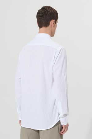 Erkek Beyaz Comfort Fit Rahat Kesim Düğmeli Yaka Casual Keten Gömlek