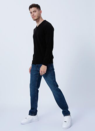 Altınyıldız Classics V Yaka Standart Siyah Erkek Kazak 4A4923100002