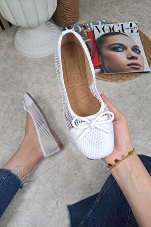 Günlük Kadın Babet Ayarlanabilir Tokalı Tek Bant Kısa Topuk Küt Burun Taşlı Ayakkabı 287