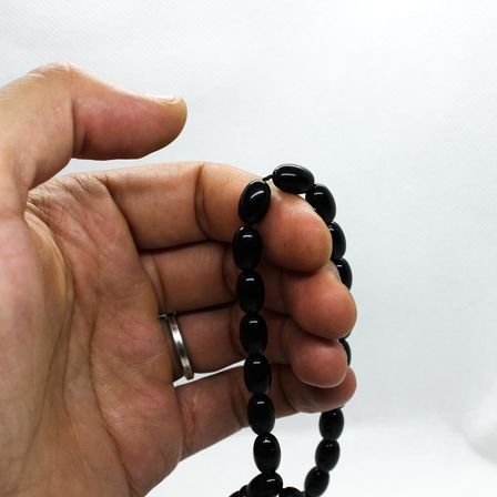 Toz Kehribar Tesbih – Siyah Usta İşi Sistemli Arpa Kesim, El Yapımı, Midyat Gümüş Püsküllü, Erkek Aksesuar, Hediyelik Tesbih