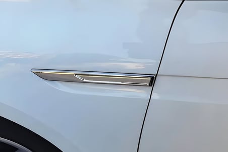 Renault Megane 4 HB ile uyumlu Krom Çamurluk Sinyal Çıtası 2 Parça 2021 ve Sonrası