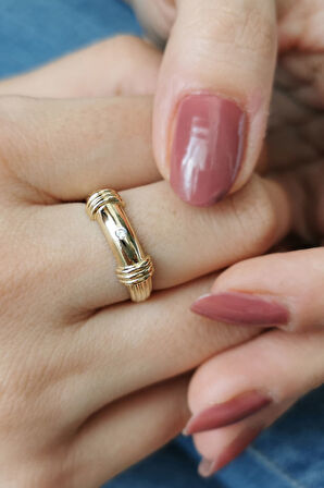 Altın Tektaşlı Kombin Yüzük