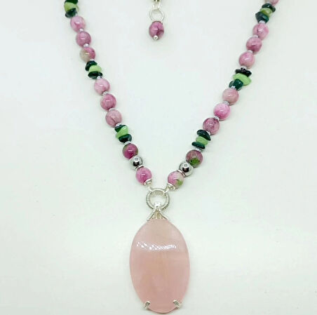 2890 Madagaskar pembe oval Kuvars Sedef Yeşim el yapımı kolye