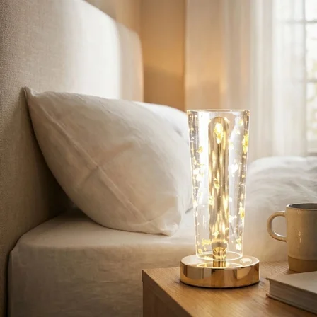 Silindirik Kristal Altın Toz Model LED Masa Lambası – Gold Tabanlı, Dokunmatik, 3 Renk Işık Modlu, Ş