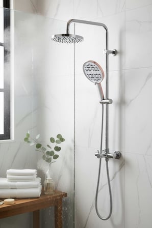 Busstier Krom Filtreli Duş Başlığı 6 Modlu Yüksek Basınçlı Tasarruflu El Duşu Kireç Önleyici Mineral Filtreli Banyo Duş Başlığı 12,5 cm Geniş Başlıklı Evrensel Uyumlu